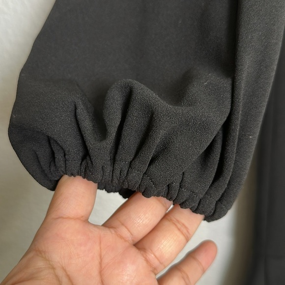 Elliatt Caydence Asymmetrical One Shoulder Puff Sleeve‎ Black Mini Dress Size XS - Picture 6 of 16